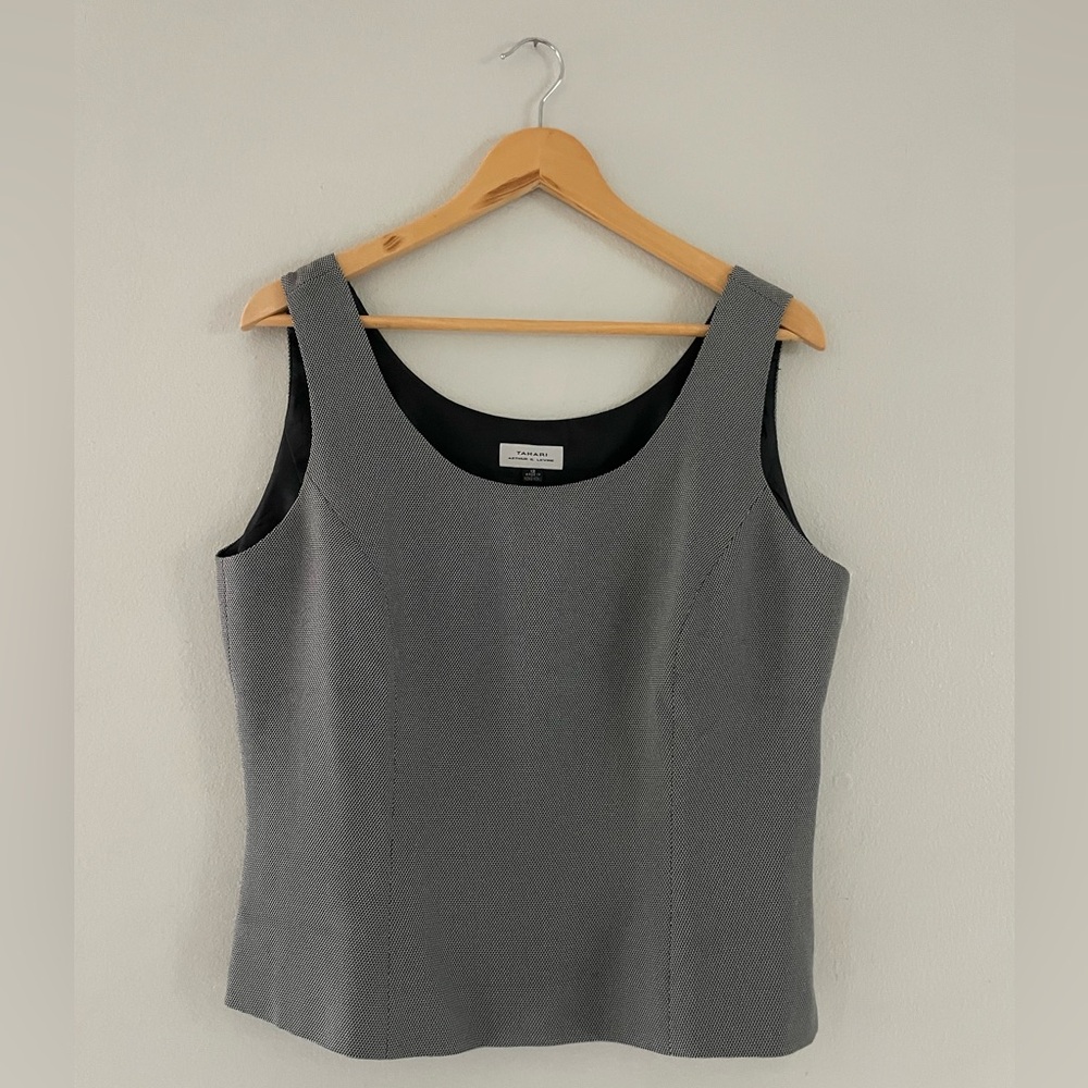 Tahari Arthur S Levine Gray Sleeveless Top